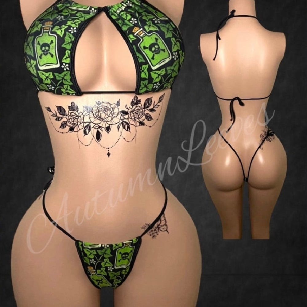 Green Skull Print Bikini Set